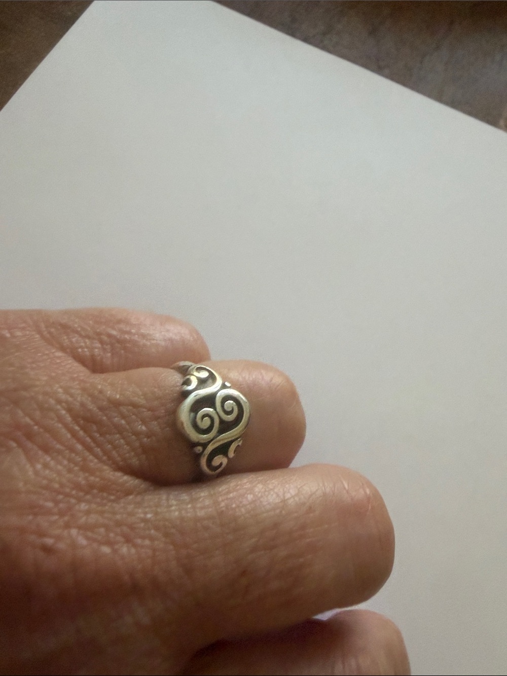 James Avery Silver Heart Scroll Ring